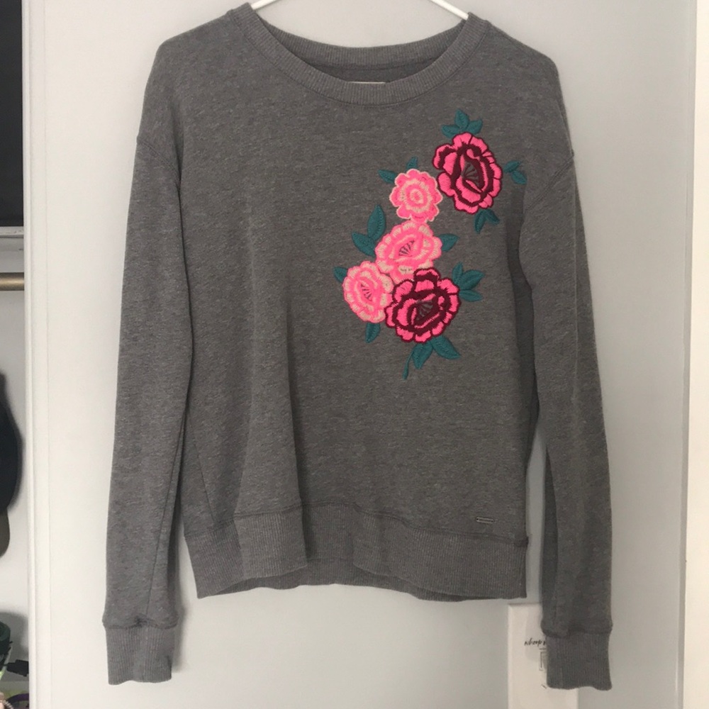 hollister sweater